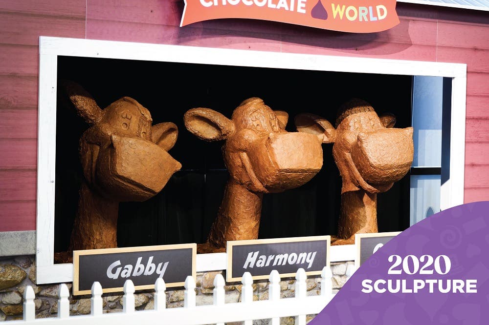 2020 Chocolate Sculpture: HERSHEY'S CHOCOLATE WORLD Cows