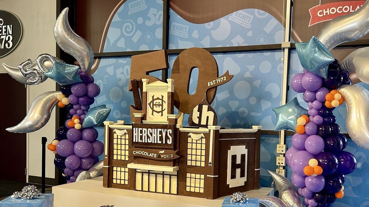 HERSHEY'S Chocolate Sculpture
