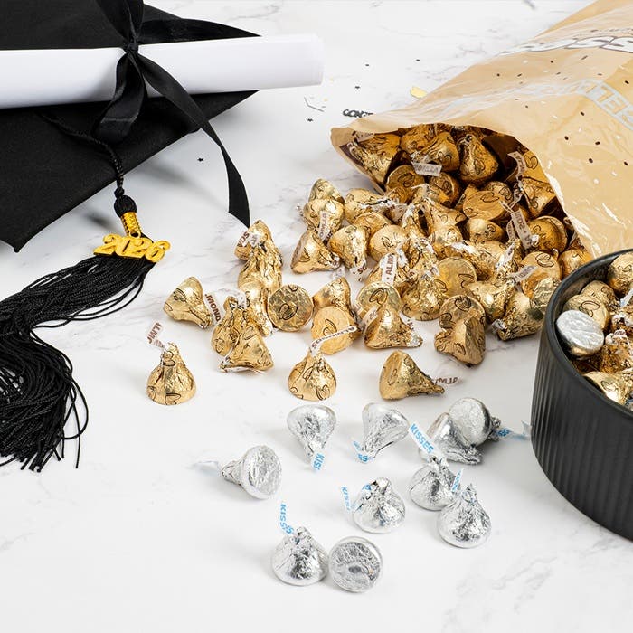 HERSHEY'S KISSES for Graduation