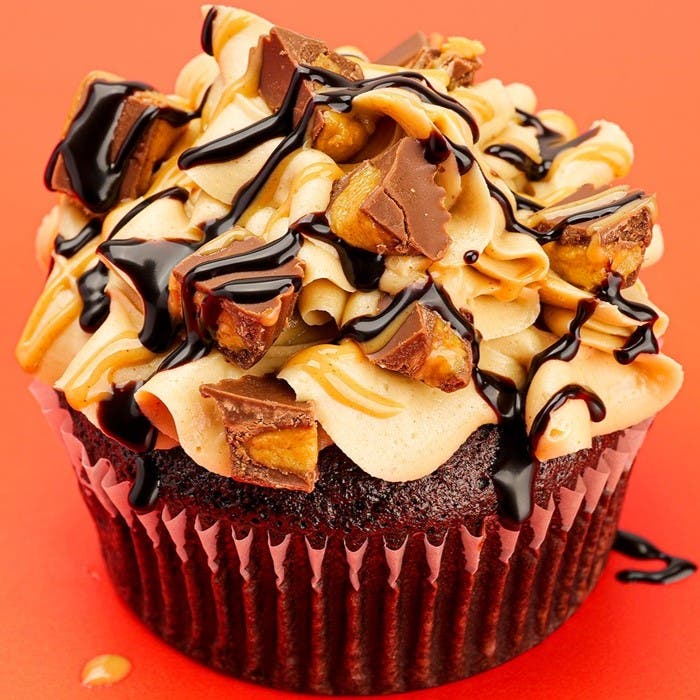 REESE'S Cupcake