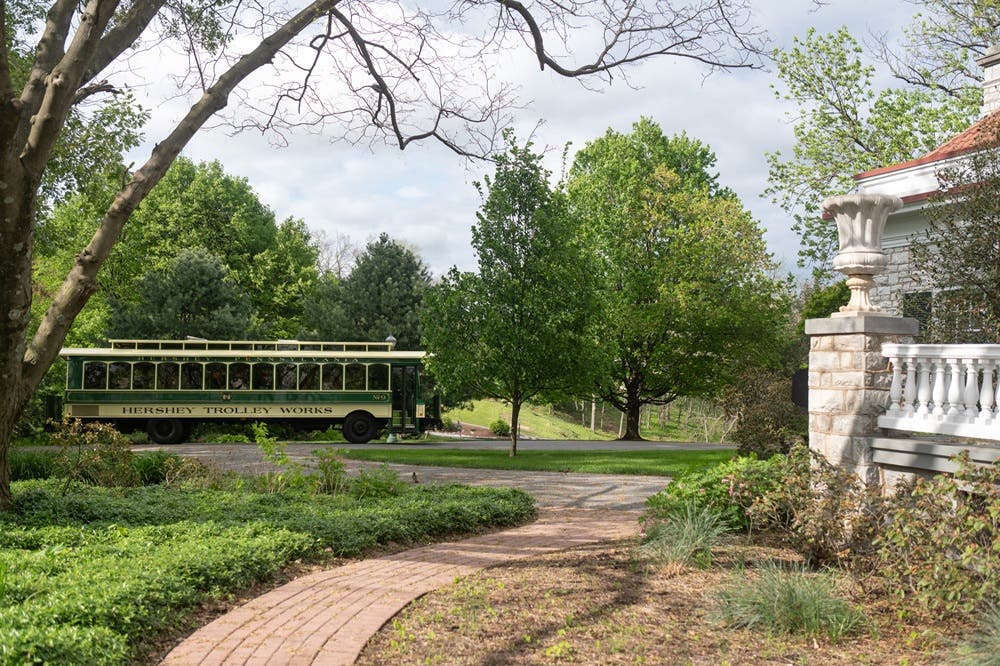 Trolley and Highpoint Mansion